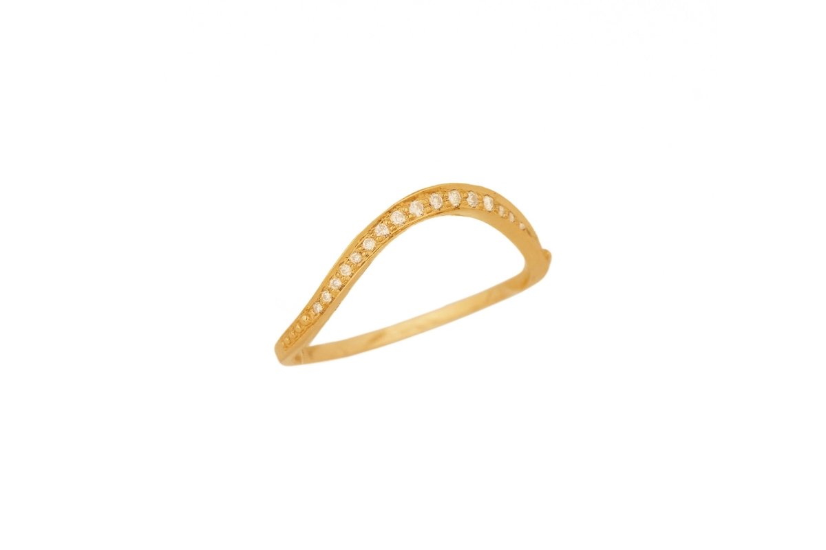 Celine Daoust Curved Diamond Ring