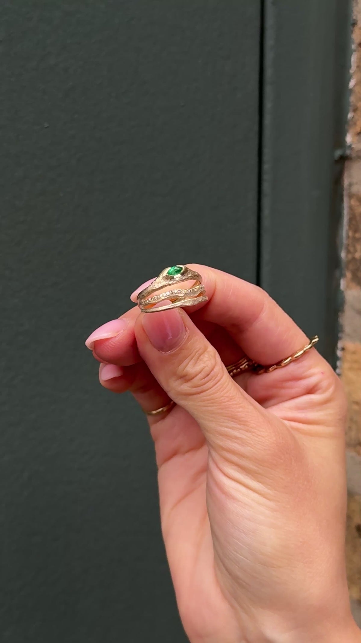 9k Gold Emerald Noor No2 Ring