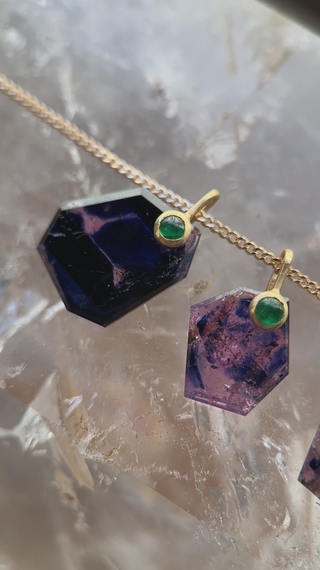 18k Gold Trapiche Sapphire Slice Charm
