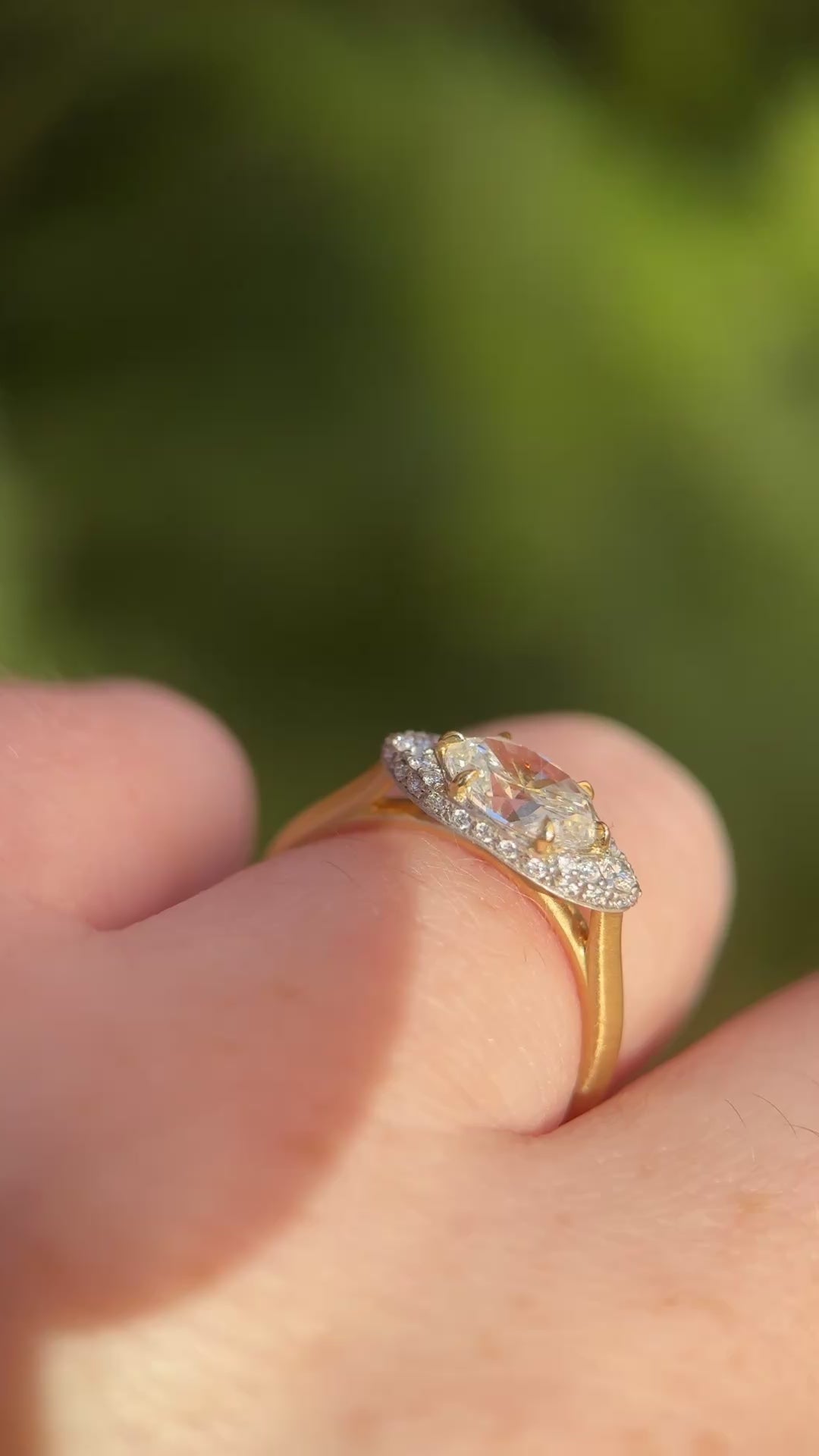 18k Gold Diamond Mariam Ring