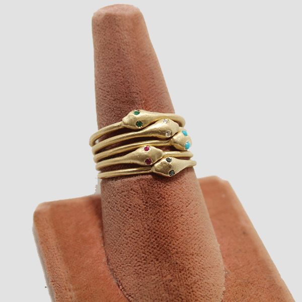 Petite Baleine 18k Gold Ouroboros Ring